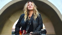 Jill Fiore image