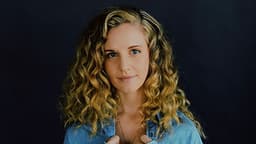 Elly Kace image
