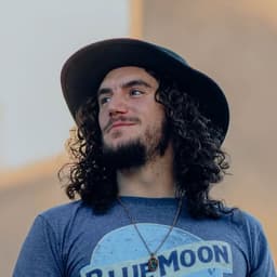 Lucas Brown image