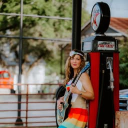 Meagan Tubb image