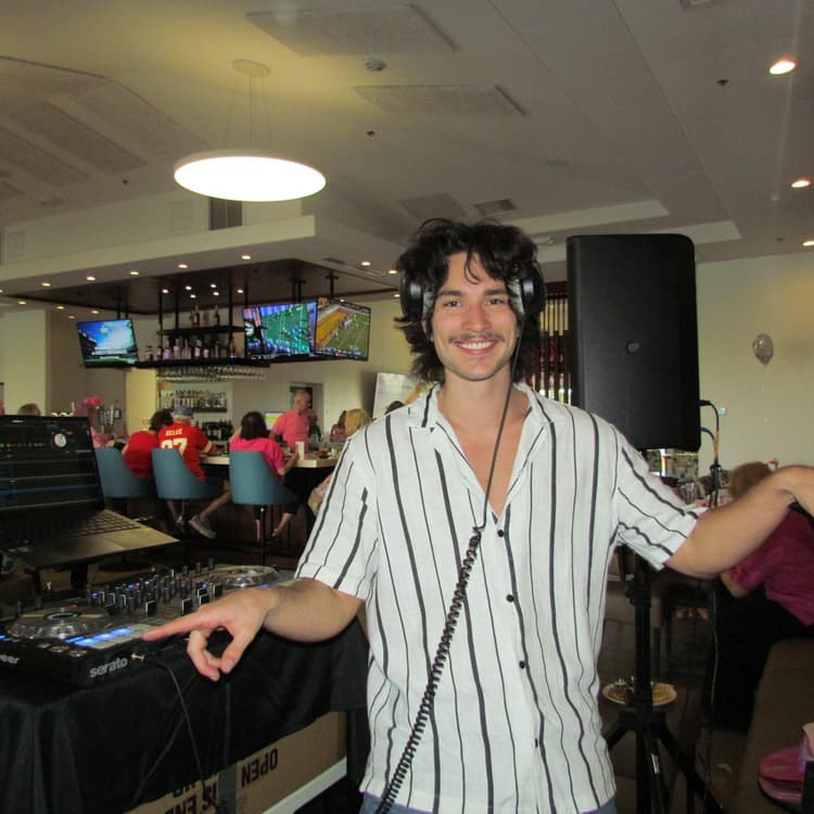 event-image