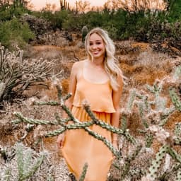 Bobbi Kerr image